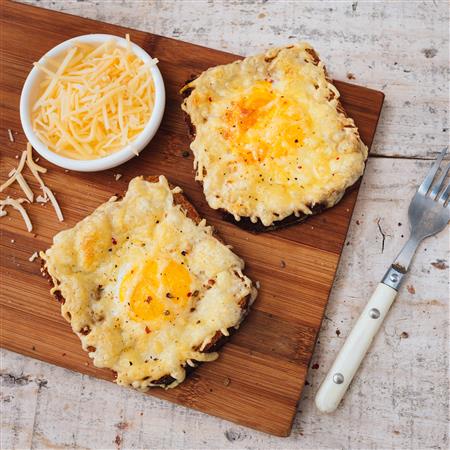Sándwich con queso y huevo